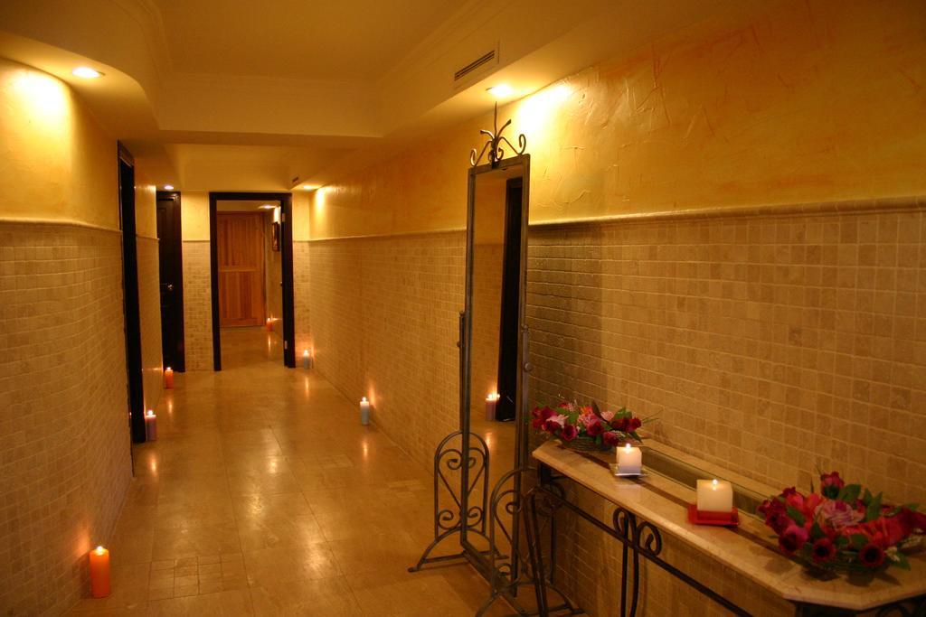 Hotel By Karaaslan Inn Kusadasi Luaran gambar