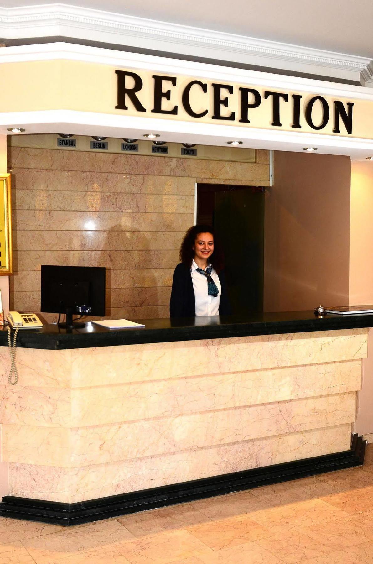 Hotel By Karaaslan Inn Kusadasi Luaran gambar